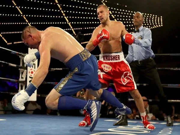 Hajar Shabranskyy Dalam Dua Ronde, Kovalev Raih Gelar WBO