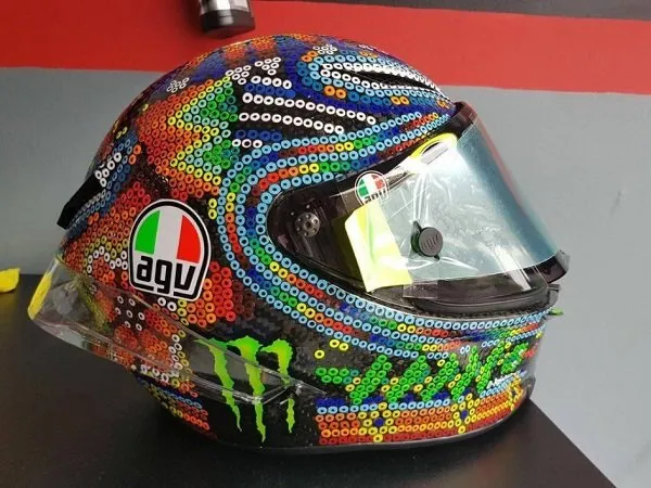 Valentino Rossi Kagum Dengan Desain Helm Terbarunya