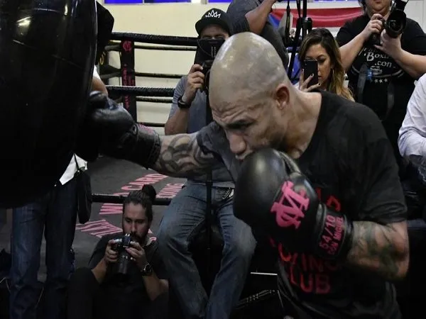 Freddie Roach Sebut Cotto Petinju Puerto Rico Terbaik Sepanjang Masa