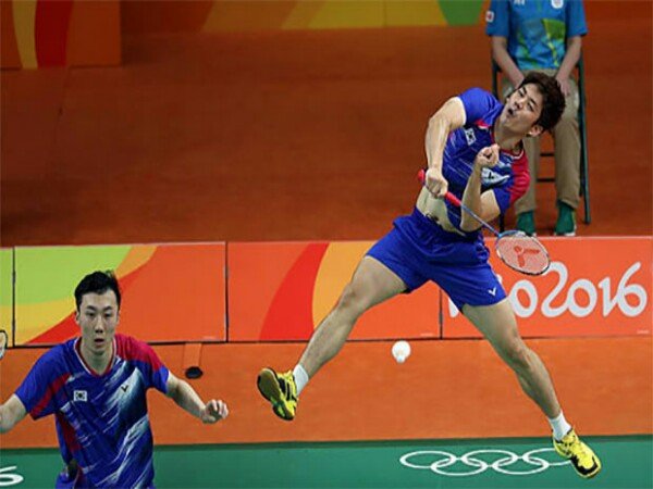 Lee Yong Dae/Yoo Yeon Seong Lolos Babak Kedua Korea Masters 2017