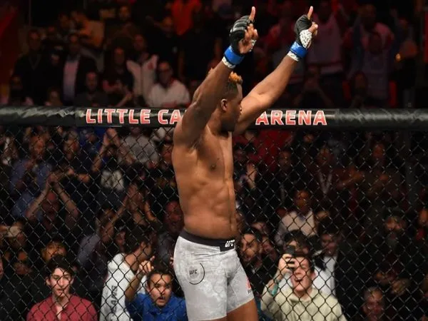 Usai KO Overeem, Ngannou Incar Juara Kelas Berat UFC