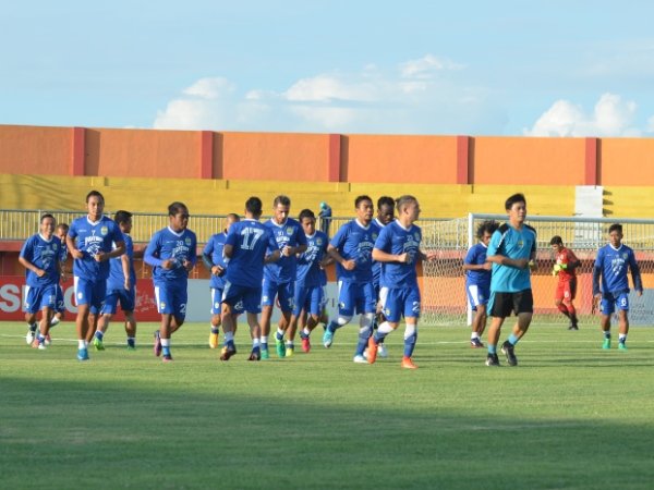 Keikutsertaan Persib di Turnamen Pramusim Masih Tanda Tanya