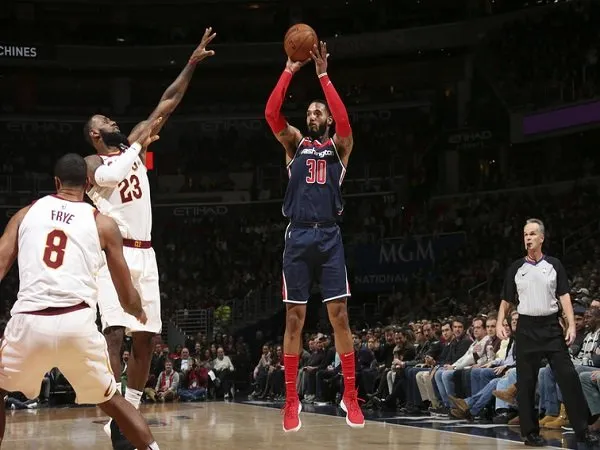 LeBron James Impresif, Cavaliers Bungkam Wizards