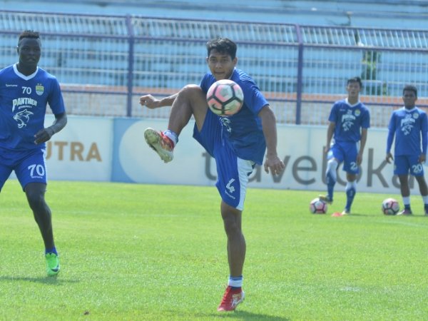 Tak Dapat Tempat di Persib, Purwaka Yudhi Cari Petualangan Baru