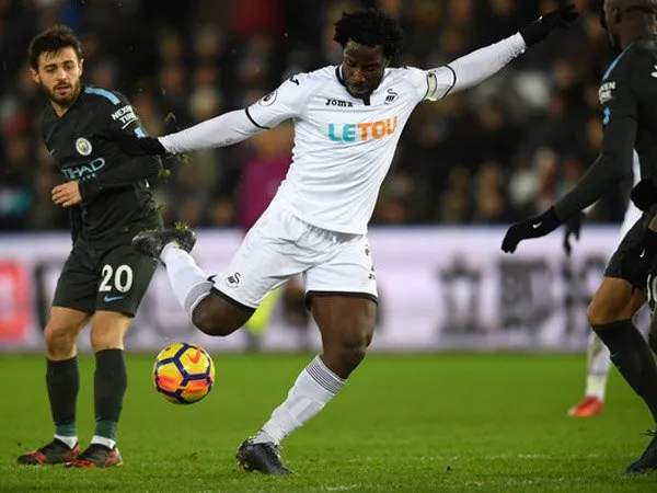 Cedera Hamstring, Bony Absen di Dua Laga Selanjutnya Swansea