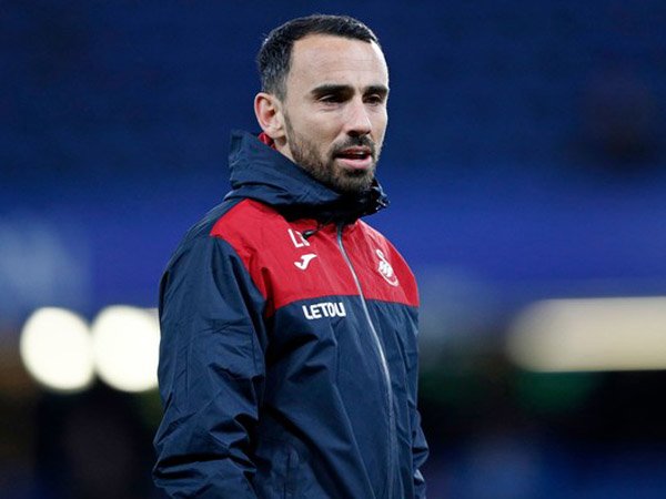 Leon Britton Enggan Jadi Manajer Permanen Swansea