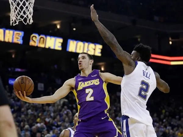 Warriors Lanjutkan Tren Kemenangan Usai Bekuk Lakers
