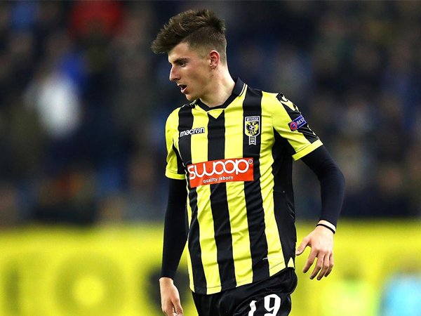 Conte Akan Pulangkan Wonderkid Chelsea yang Dipinjamkan ke Vitesse