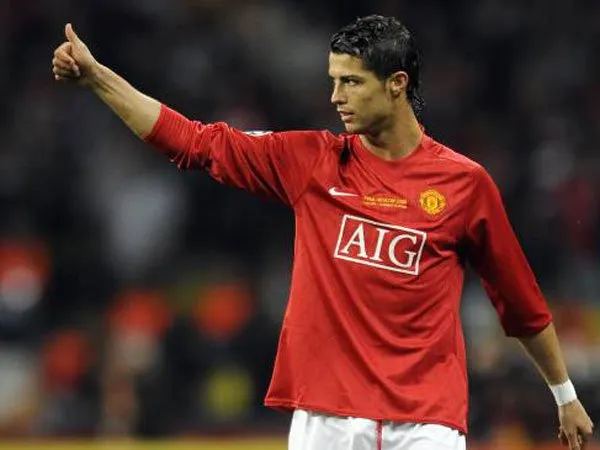 Sempat Didekati Tiga Klub Besar, Ini Alasan Ronaldo Pilih MU