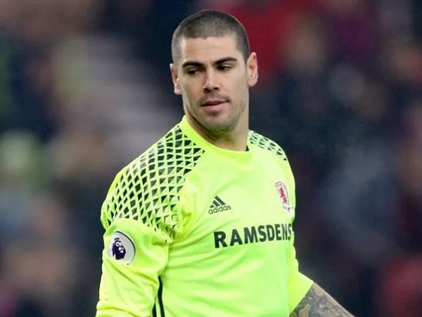 Pensiun, Victor Valdes Tutup Semua Akun Media Sosial