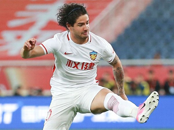 Tianjin Quanjian Bantah Kabar Pato Ke AC Milan