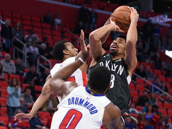 Tembakan Krusial Dinwiddie Mampu Bungkam Detroit Pistons