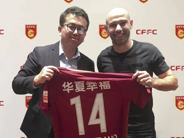Resmi! Mascherano Diperkenalkan Sebagai Pemain Heibei Fortune