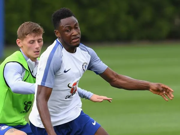 Bek Muda Chelsea Selangkah Lagi Kembali Ke Bundesliga