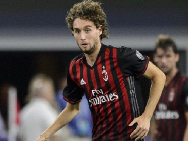 Eksklusif! AC Milan Siap Pinjamkan Bintang Muda Ini Ke Crotone