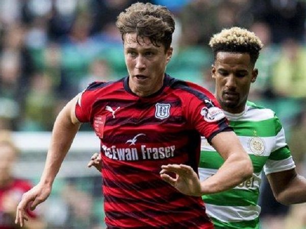 Dinilai Terlalu Rendah, Penawaran Celtic Untuk Jack Hendry Ditolak Dundee