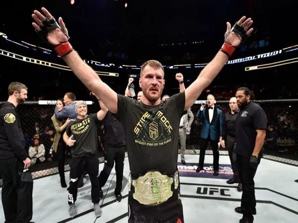 UFC Umumkan Pertarungan Antara Miocic Vs. Cormier