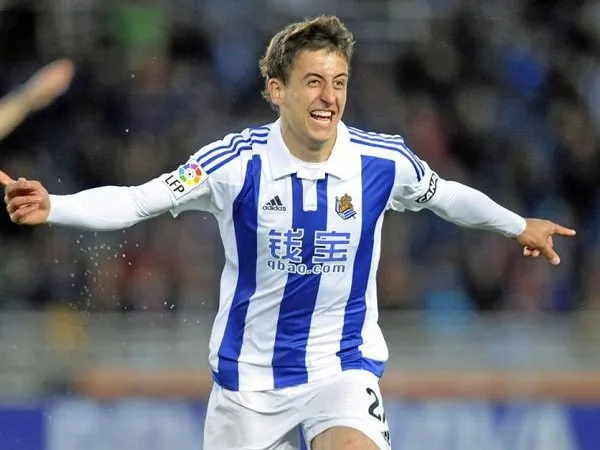 Napoli Beralih ke Winger Real Sociedad, Mikel Oyarzabal