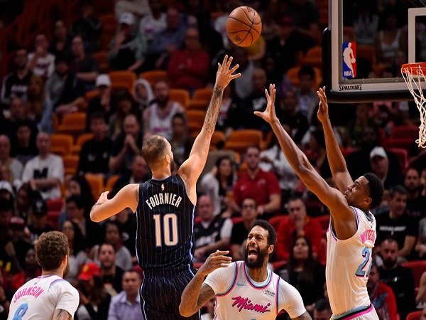 Orlando Magic Sukses Jegal Langkah Miami Heat