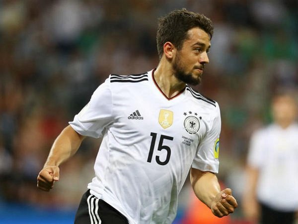 Amin Younes Dipengaruhi Joachim Low untuk Tolak Napoli?