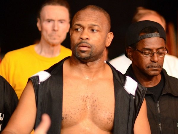 Kalahkan Sigmon, Roy Jones Jr Isyaratkan Pensiun