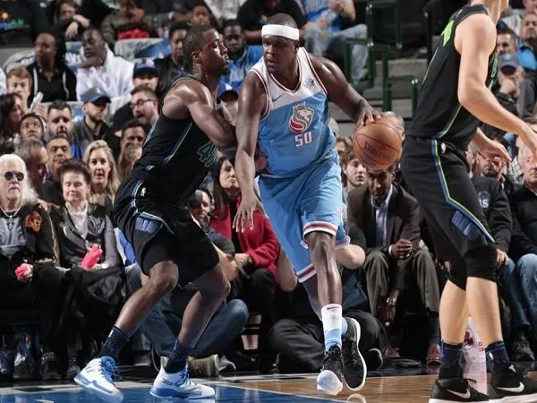 Zach Randolph Bawa Kings Benamkan Mavericks