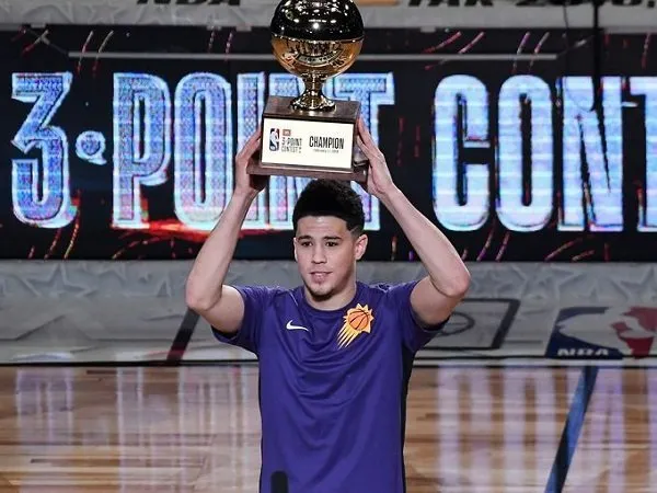 Devin Booker Cetak Rekor dengan Juarai Three Point Contest