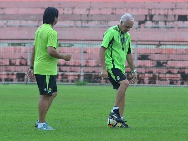 Gomez Angkat Bicara Soal Kebutuhan Striker Asing Baru