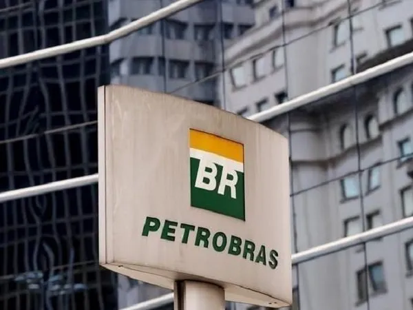 Petrobras Resmi Suplai Bahan Bakar McLaren di F1 2019
