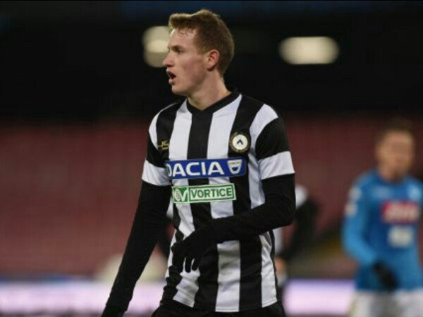 Dikaitkan dengan Arsenal, Gelandang Udinese Tegaskan Komitmen