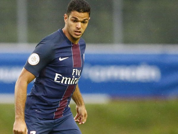 Hatem Ben Arfa Pastikan Akan Angkat Kaki dari Paris Saint-Germain