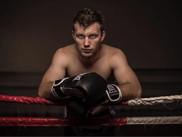 Ucapan "Sampah" Crawford Justru Jadi Penyemangat Bagi Horn