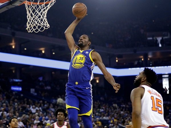 Golden State Warriors Berjuang Keras Untuk Kalahkan Phoenix Suns