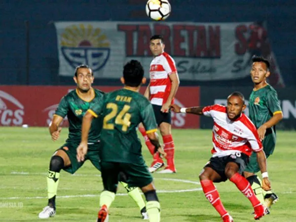 Takluk dari PS Tira, Transisi MU Dinilai Bermasalah