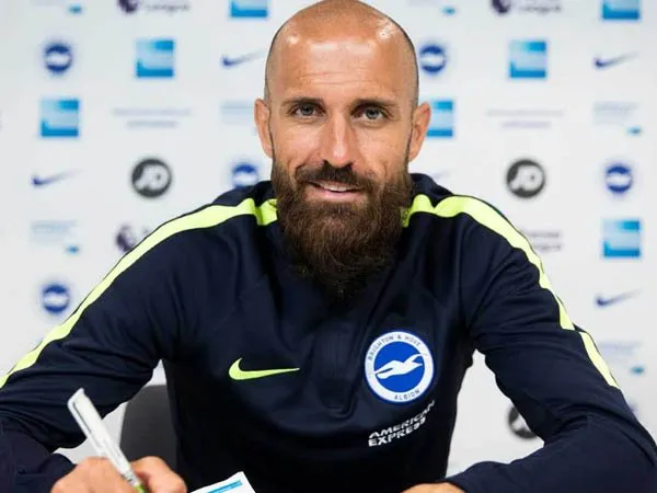 Bruno Resmi Perpanjang Kontrak Bersama Brighton and Hove Albion