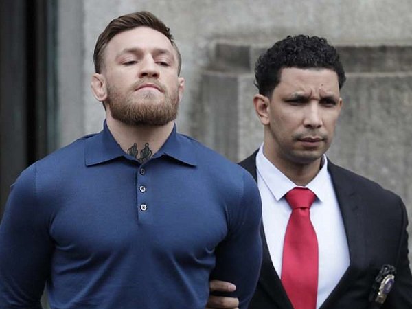 Menyerang Bus Rombongan Lawan, McGregor Ditahan Polisi AS