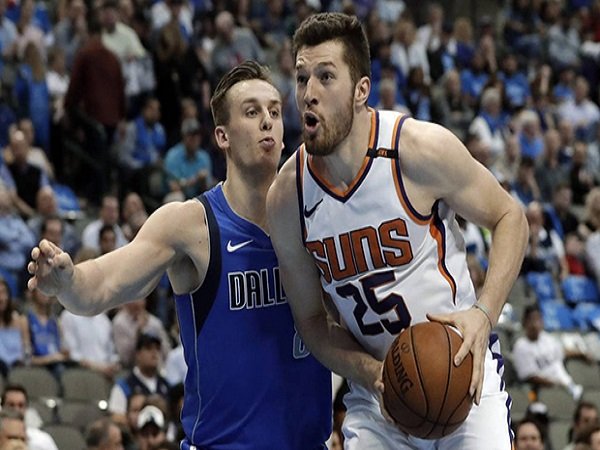 Phoenix Suns Akhiri Musim Reguler Dengan Kemenangan