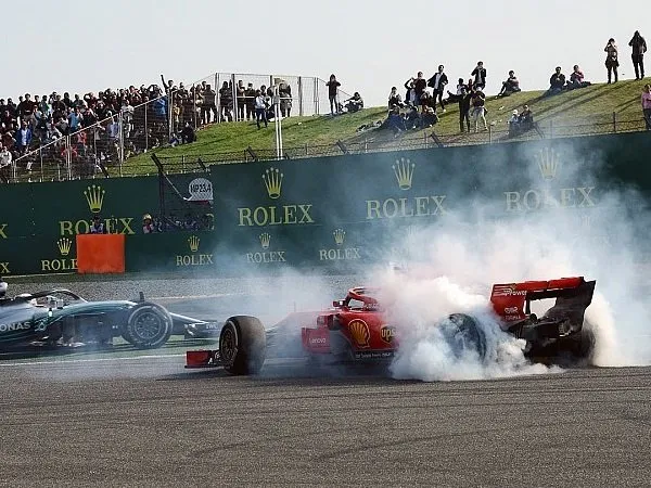 Vettel Apresiasi Verstappen yang Langsung Meminta Maaf Usai Tabrakan