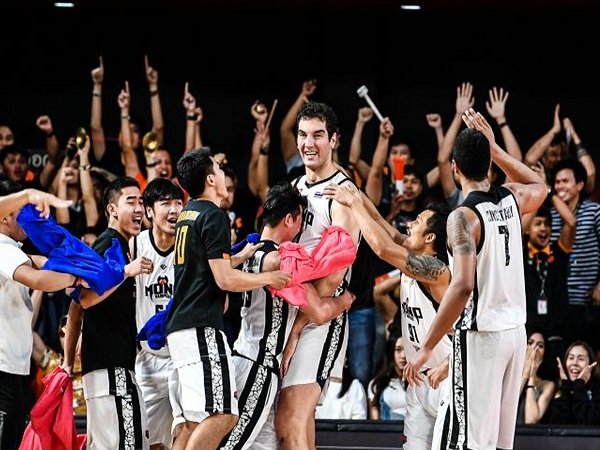 Kalahkan Chongson Kung Fu, Mono Vampire Susul Alab Pilipinas ke Babak Final ABL
