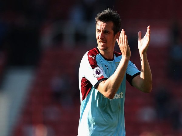 Pelatih Burnley Komentari Keputusan Joey Barton Menjadi Pelatih