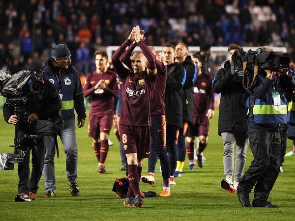 Andres Iniesta Absen di Sesi Latihan Barcelona Jelang El Clasico