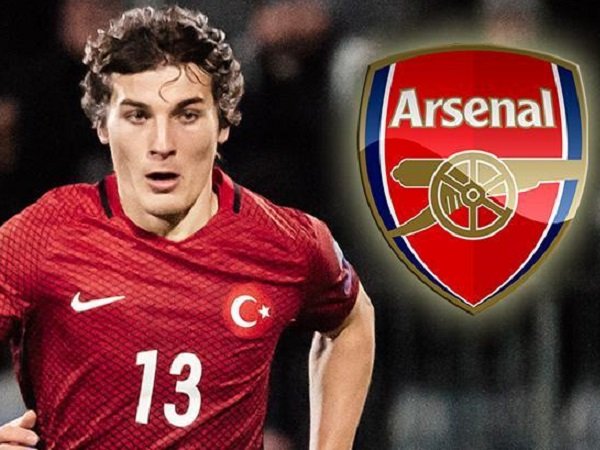 Arsenal Diklaim Telah Berhasil Dapatkan Servis Bintang Muda Freiburg Ini