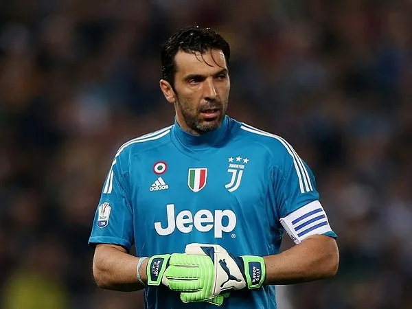 Gianluigi Buffon Tetapkan Tanggal untuk Pengumuman Masa Depannya di Juventus