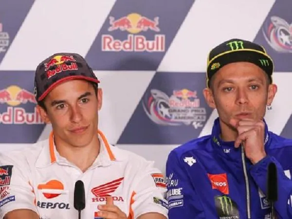 Rossi Akui Sudah Buka Komunikasi dengan Marquez, Isyarat Damai?
