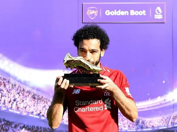 Legenda Liverpool Klaim Salah Masih Di Bawah Bayang-Bayang Ronaldo untuk Raih Ballon d'Or