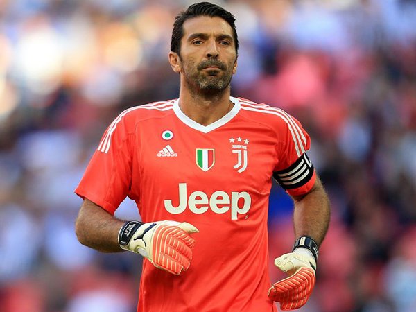 Andai Terima Pinangan PSG, Gianluigi Buffon Bisa Dicap Mata Duitan