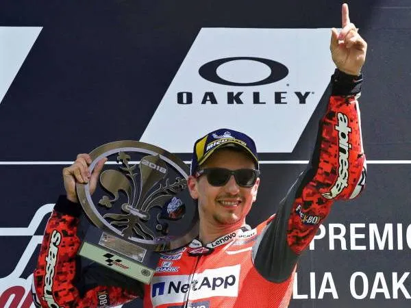 Kerja Keras dan Determinasi Jorge Lorenzo Bungkam Semua Kritik