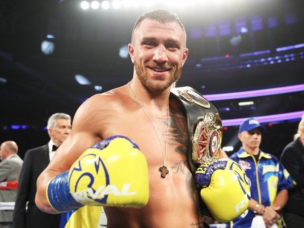Lomachenko Hanya Mau Lawan Gervonta Davis di Kelas Ringan