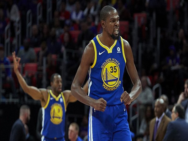 Kevin Durant Menggila, Warriors Hancurkan Cavaliers di Game Ketiga