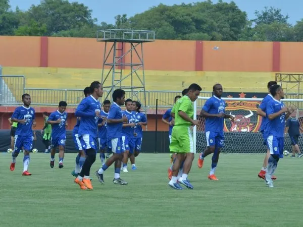 Libur Dua Pekan, Skuat Persib Dapat Guyuran Bonus
